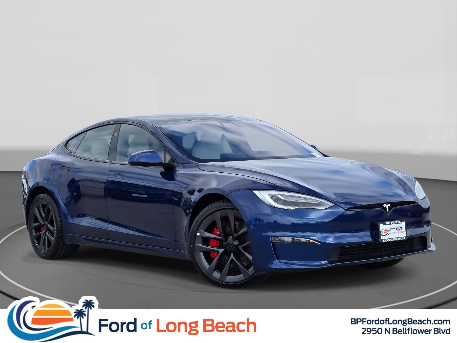 Used 2021 Tesla Model S Plaid image 1