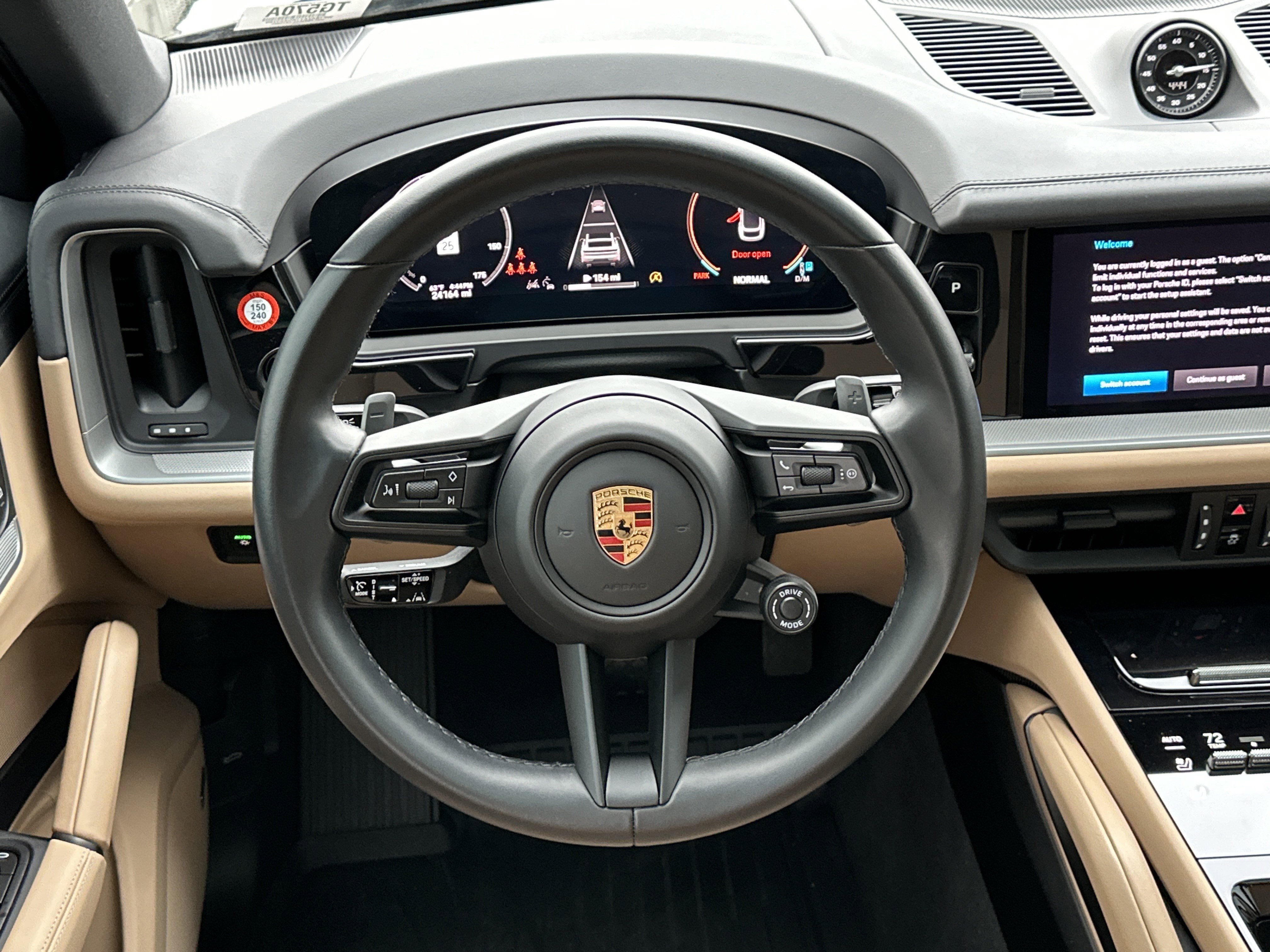 Used 2024 Porsche Cayenne Coupe image 26