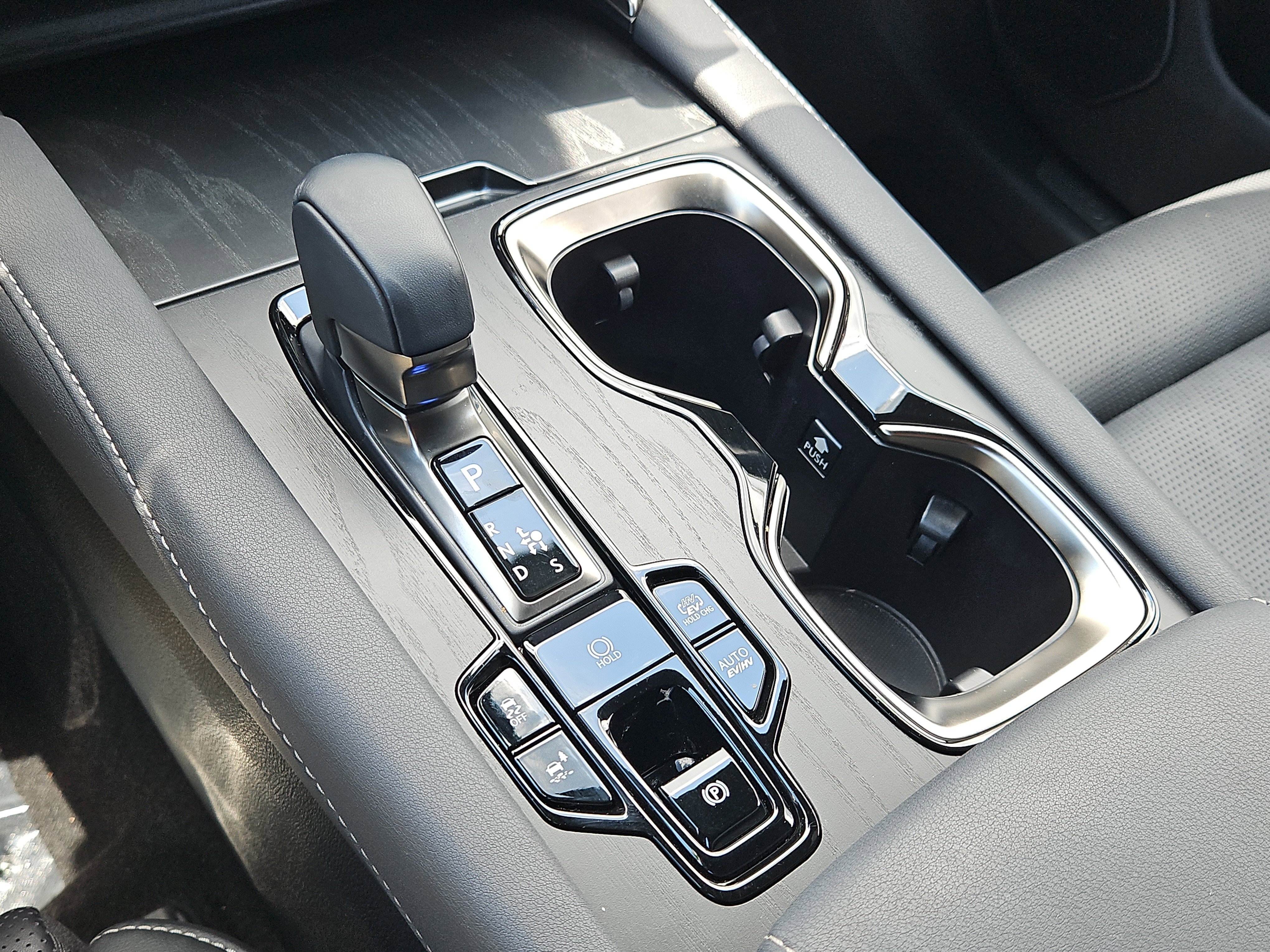 Used 2024 Lexus RX 450h RX 450h+ Luxury image 23