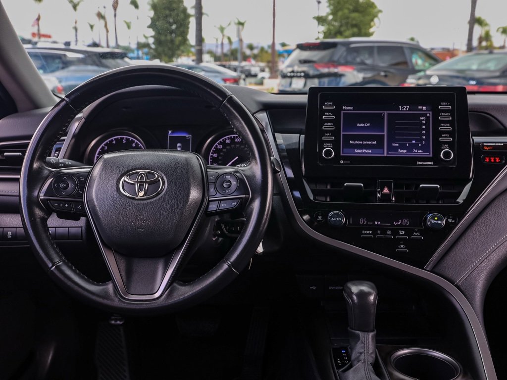 Used 2023 Toyota Camry SE image 21