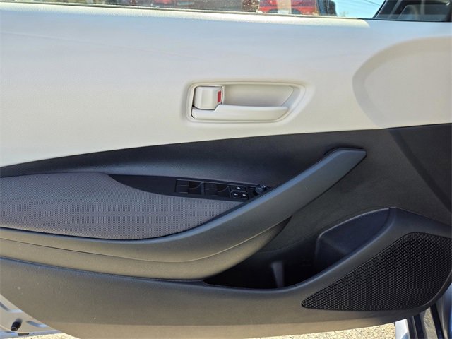 Used 2025 Toyota Corolla LE image 20
