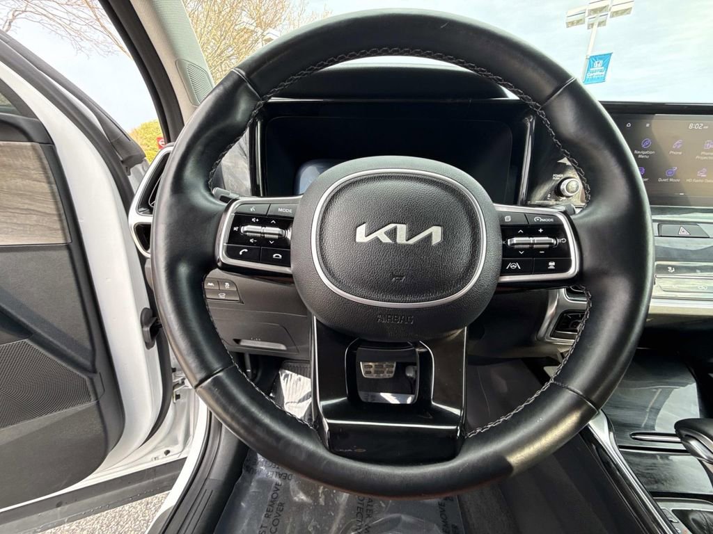 Used 2023 Kia Sorento SX Prestige AWD/4WD image 12