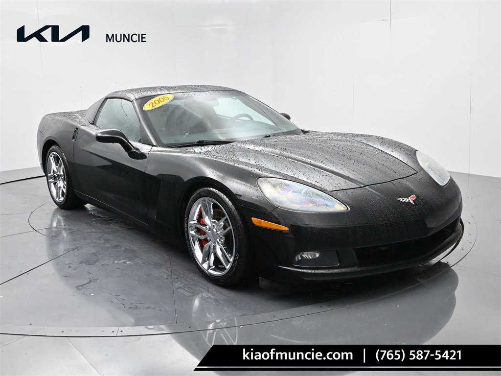 Used 2005 Chevrolet Corvette Coupe w/ Preferred Equipment Group image 1