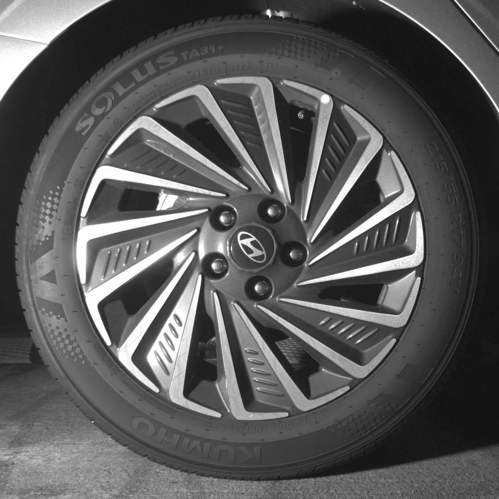 Used 2025 Hyundai Sonata SEL FWD image 18