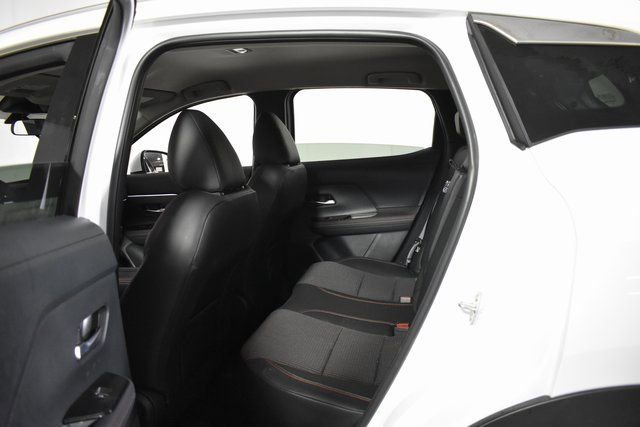 Certified 2025 Nissan Kicks SR image 26