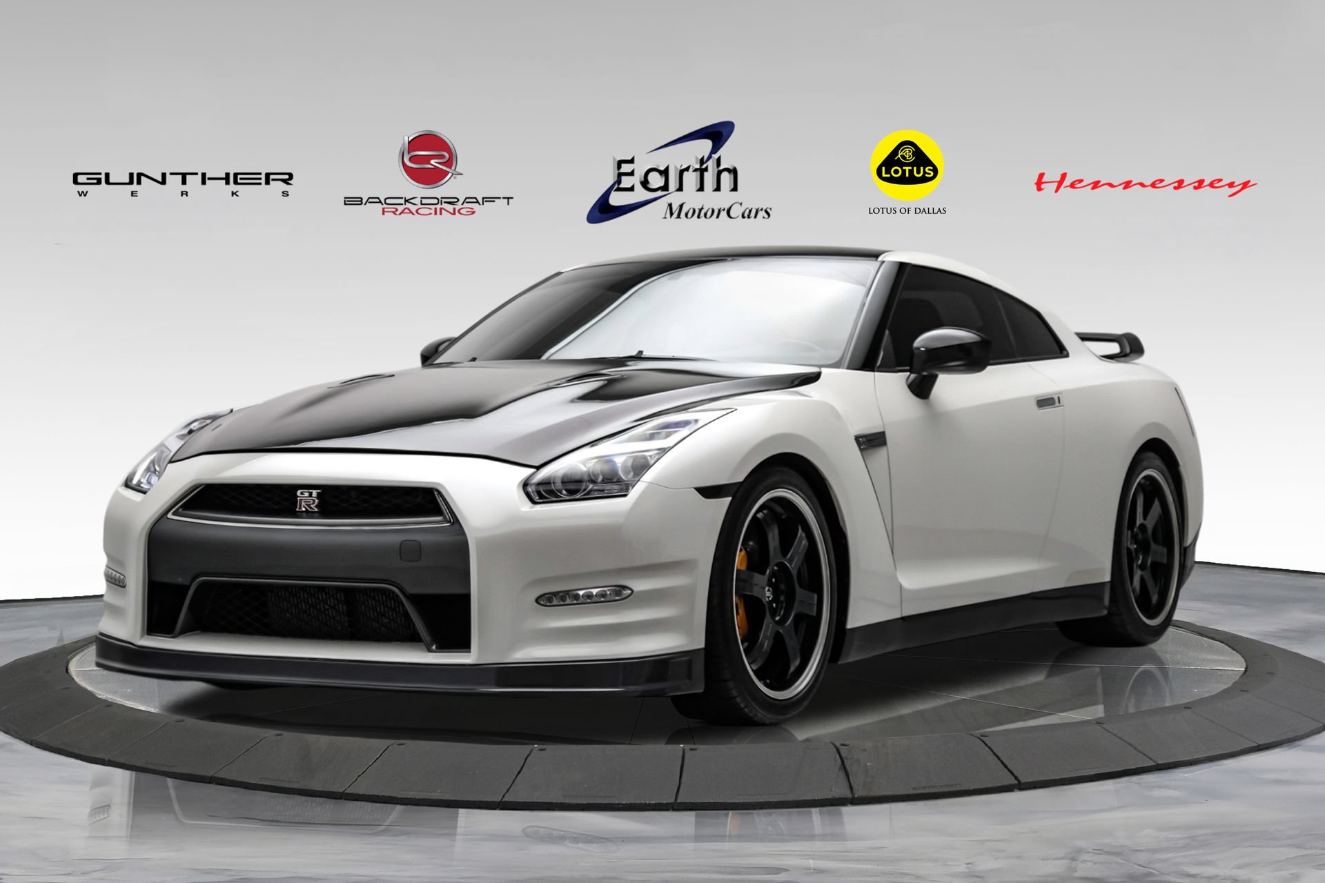 Used 2014 Nissan GT-R Black Edition AWD/4WD video 1