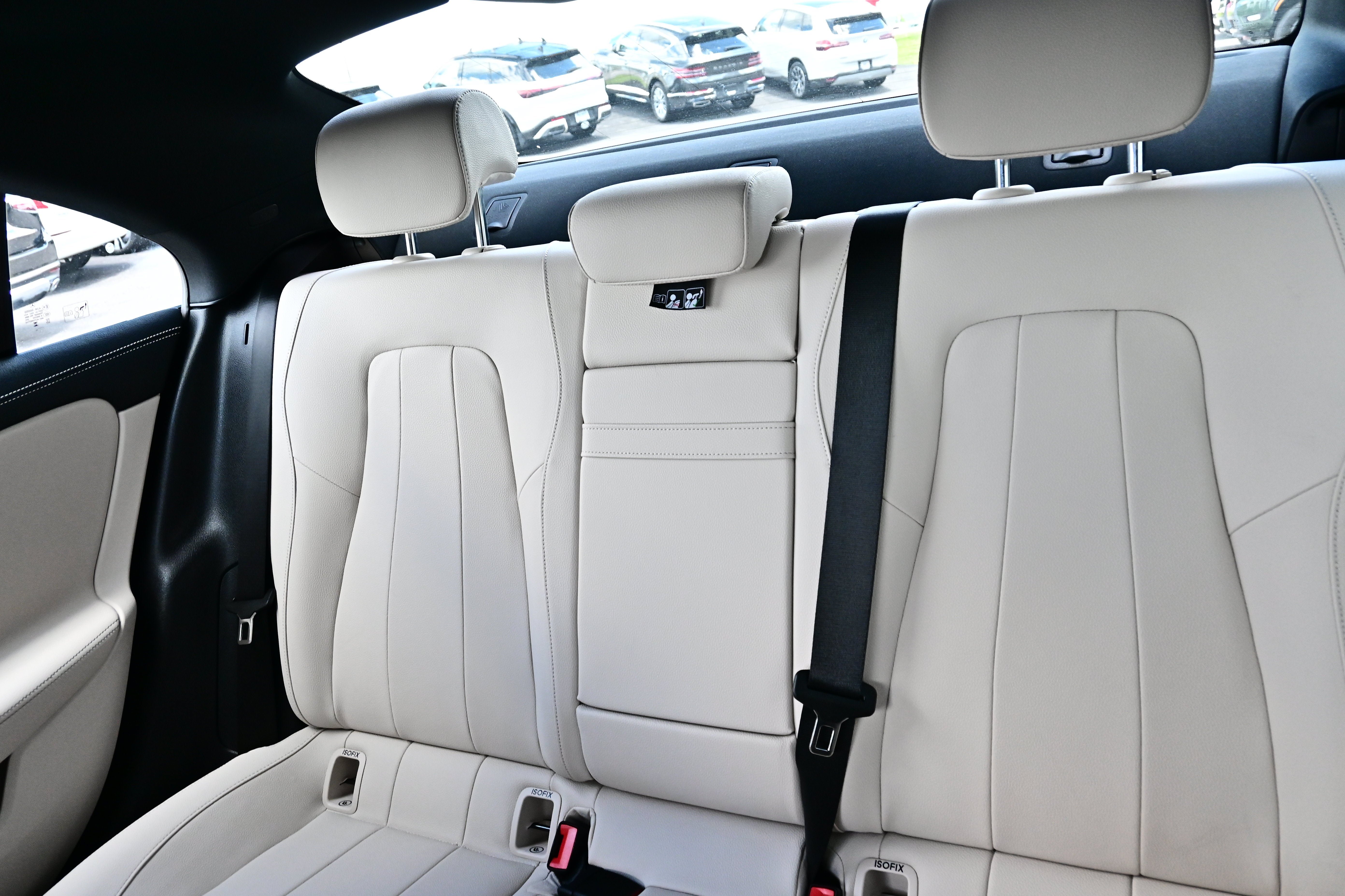 Used 2025 Mercedes-Benz CLA 250 4MATIC image 23