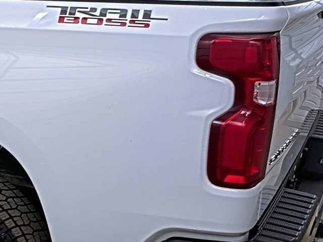 Used 2023 Chevrolet Silverado 1500 LT Trail Boss w/ Protection Package image 11