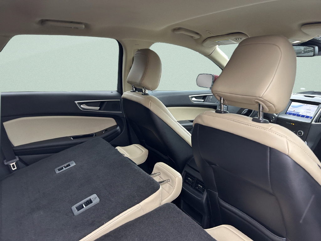 Used 2020 Ford Edge SEL w/ Convenience Package AWD/4WD image 22