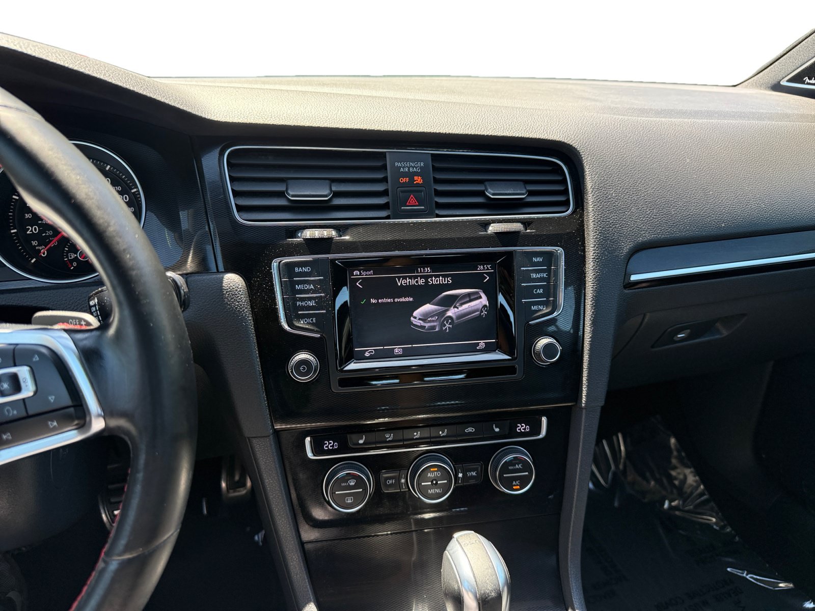 Used 2015 Volkswagen GTI Autobahn w/ Lighting Package (SEL) FWD image 12
