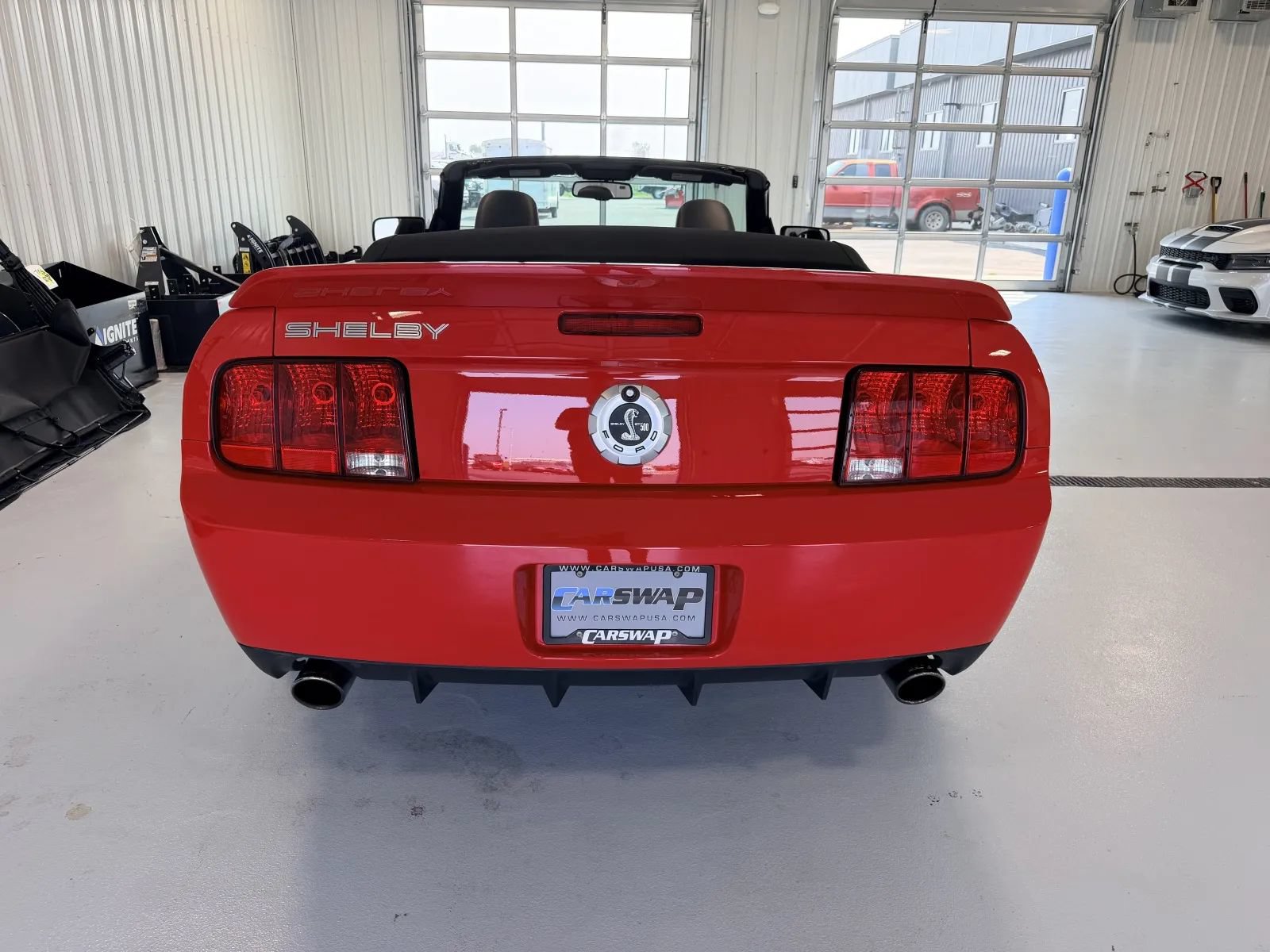 Used 2007 Ford Mustang Shelby GT500 RWD image 4