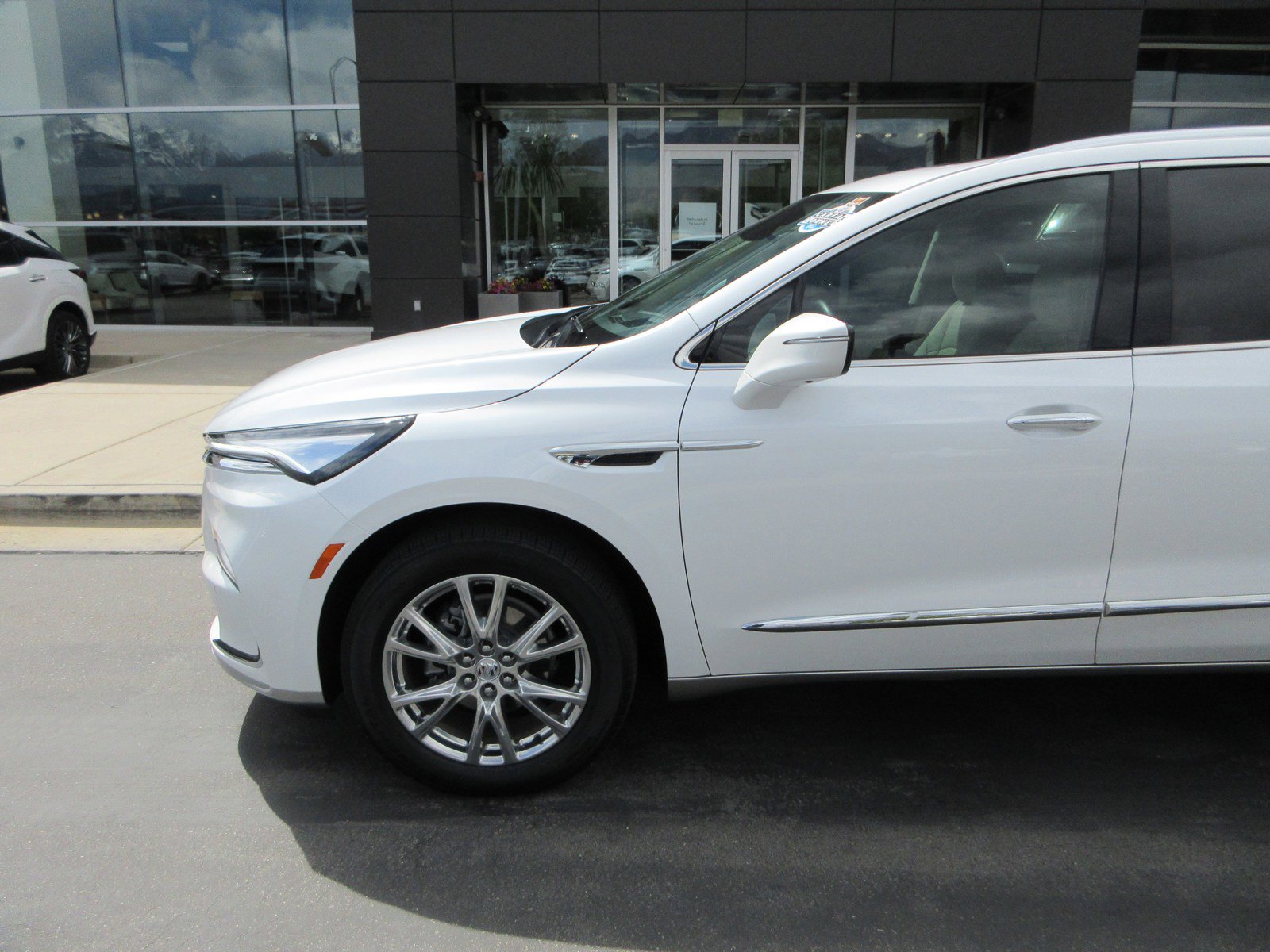 Used 2023 Buick Enclave Premium w/ Experience Buick Package AWD/4WD image 2
