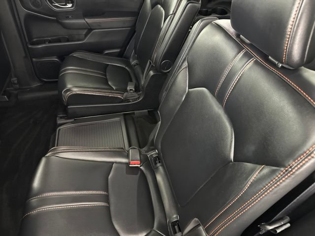 Used 2025 Honda Pilot TrailSport image 30