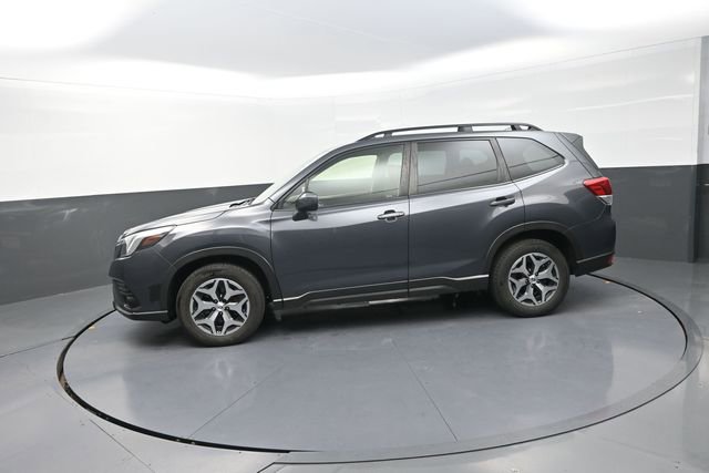 Used 2023 Subaru Forester Premium image 92