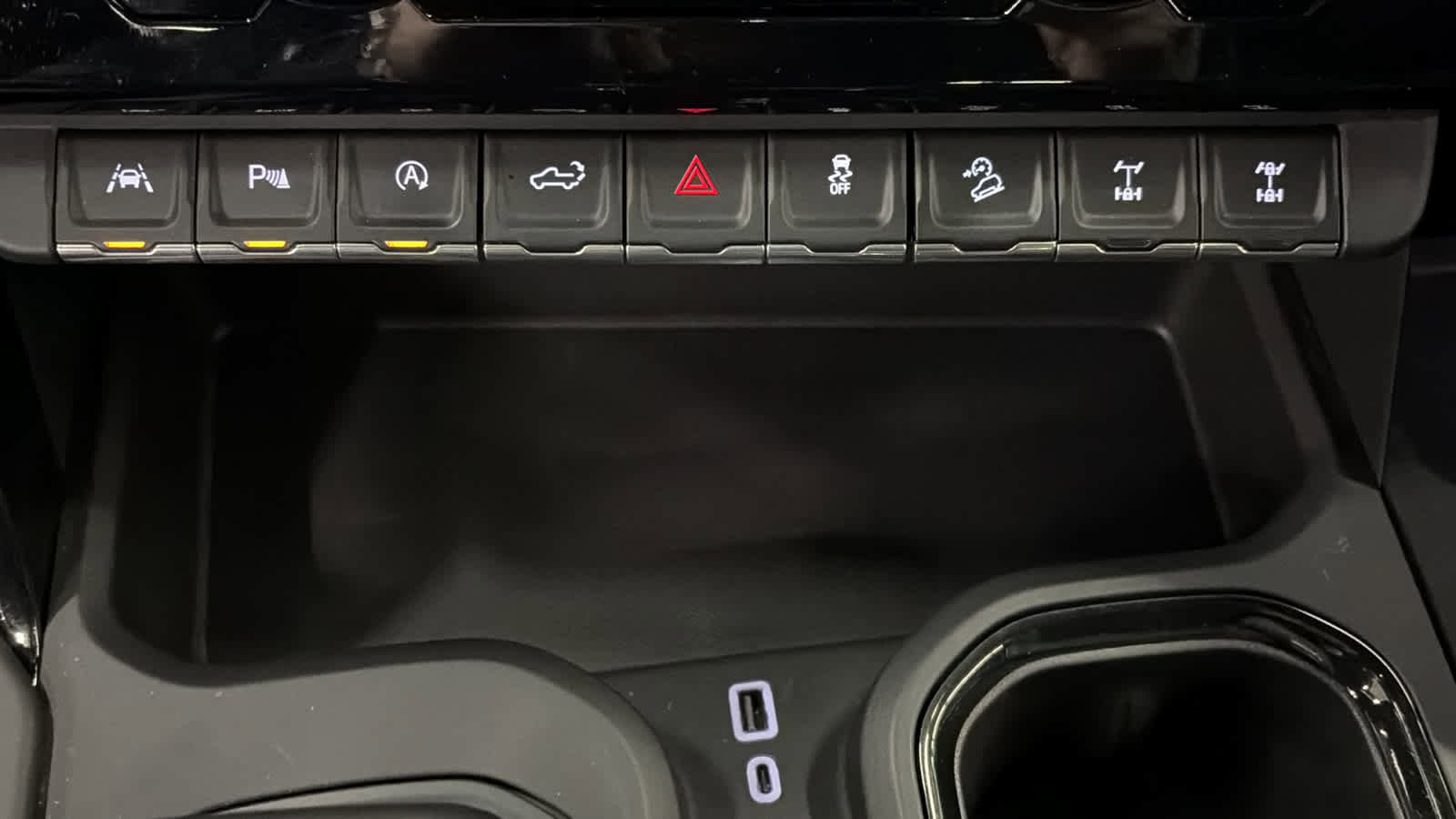 Used 2024 GMC Sierra 1500 AT4X AWD/4WD image 19