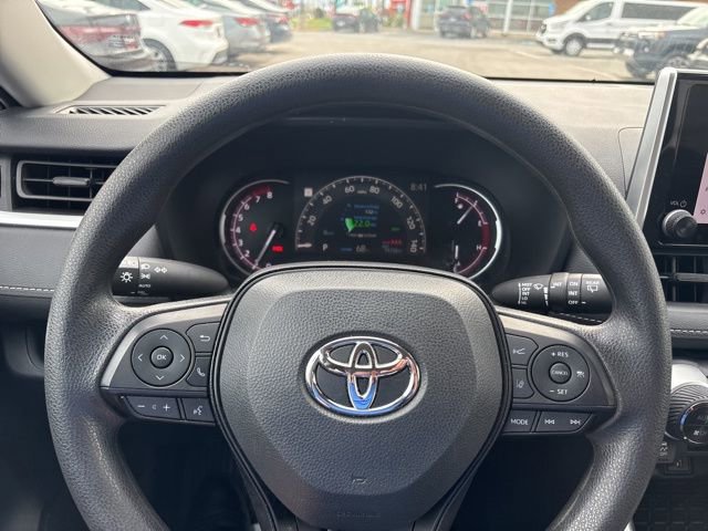 Used 2023 Toyota RAV4 XLE image 9