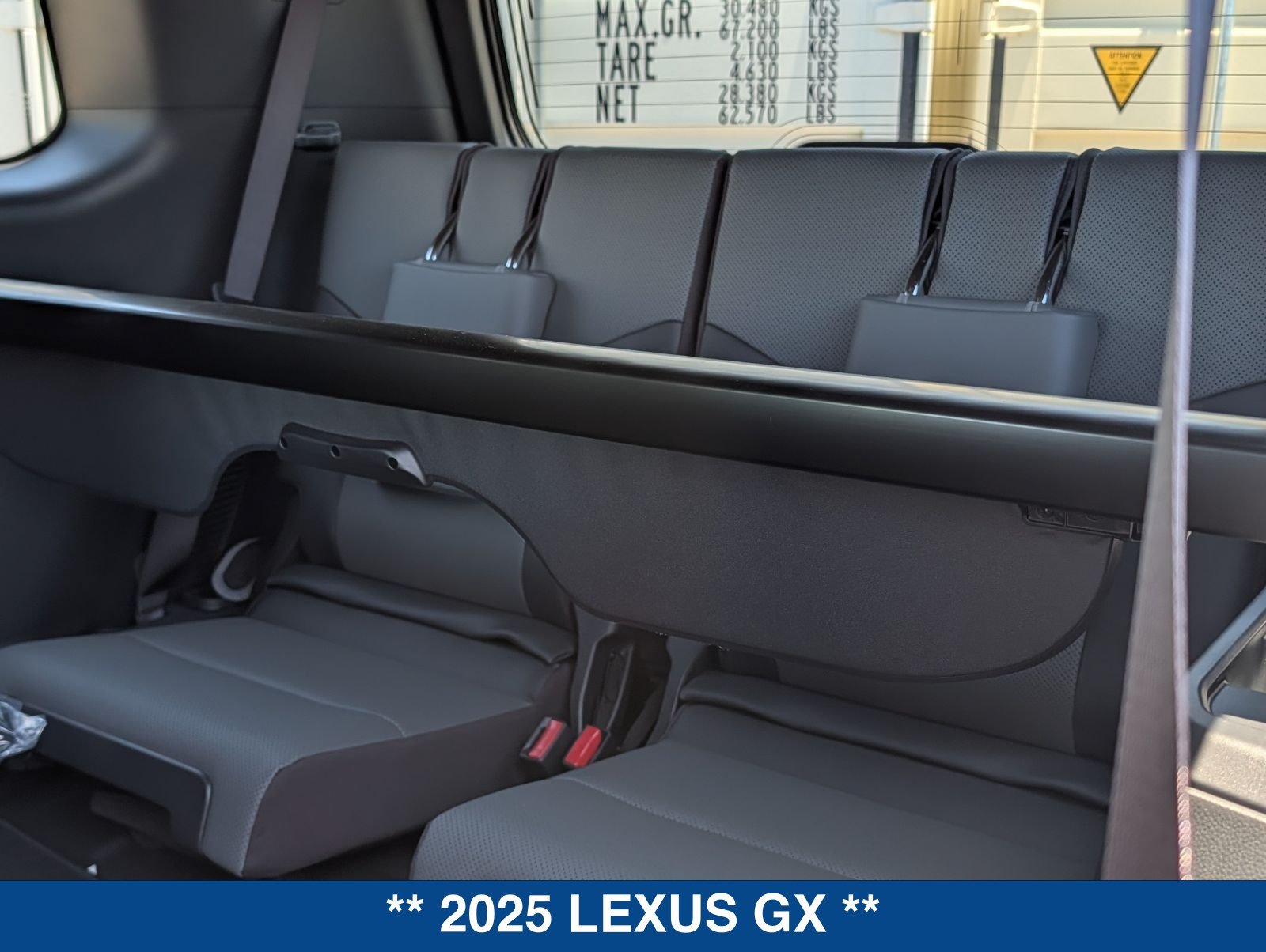 Used 2025 Lexus GX 550 w/ Accessory Package (Z1) AWD/4WD image 43