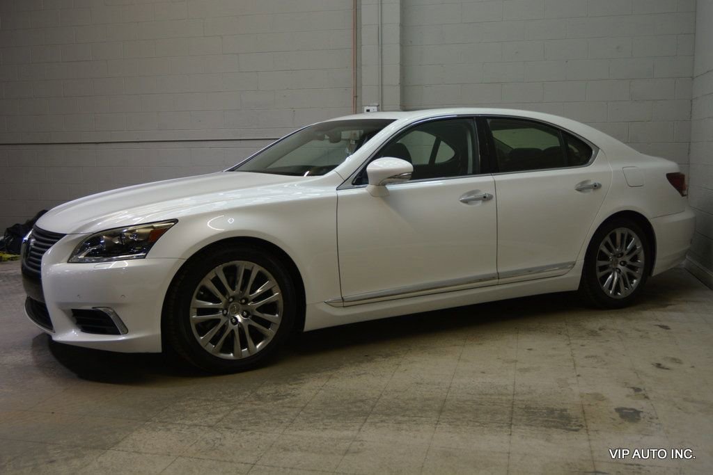 Used 2015 Lexus LS 460 w/ Comfort Package image 30