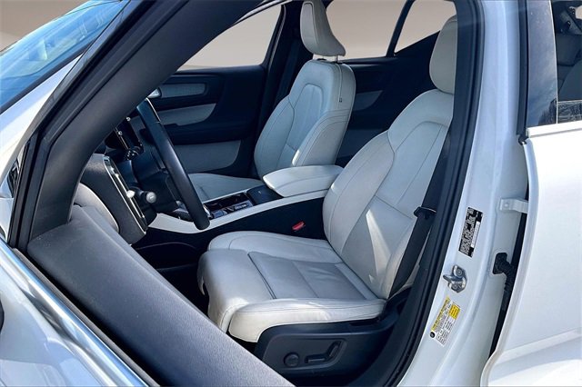 Used 2020 Volvo XC40 T5 Inscription image 20