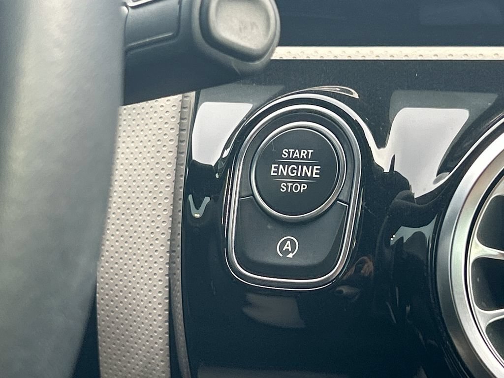 Used 2021 Mercedes-Benz A 220 image 37