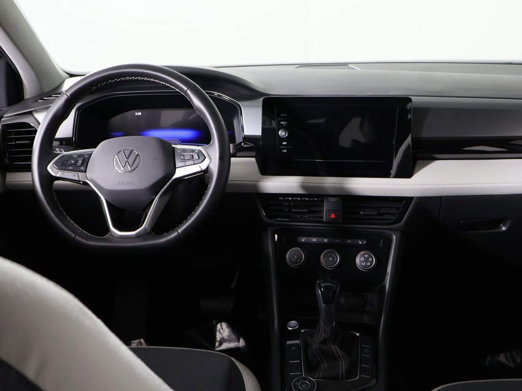Used 2025 Volkswagen Taos S image 30