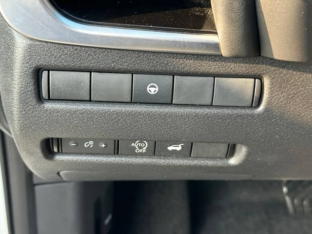 Certified 2023 Nissan Rogue SL w/ SL Premium Package AWD/4WD image 22