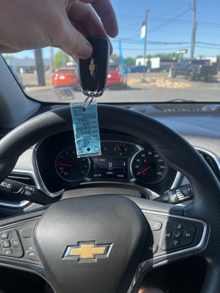 Used 2021 Chevrolet Equinox LT w/ LPO, Floor Liner Package image 23