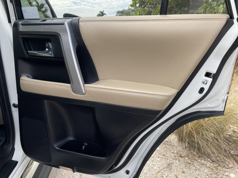 Used 2016 Toyota 4Runner Limited image 23