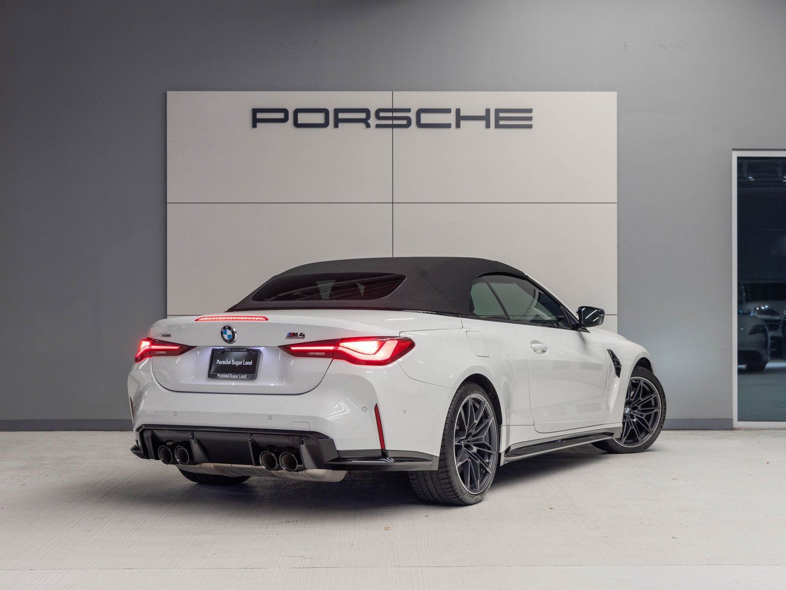 Used 2023 BMW M4 xDrive Competition image 7