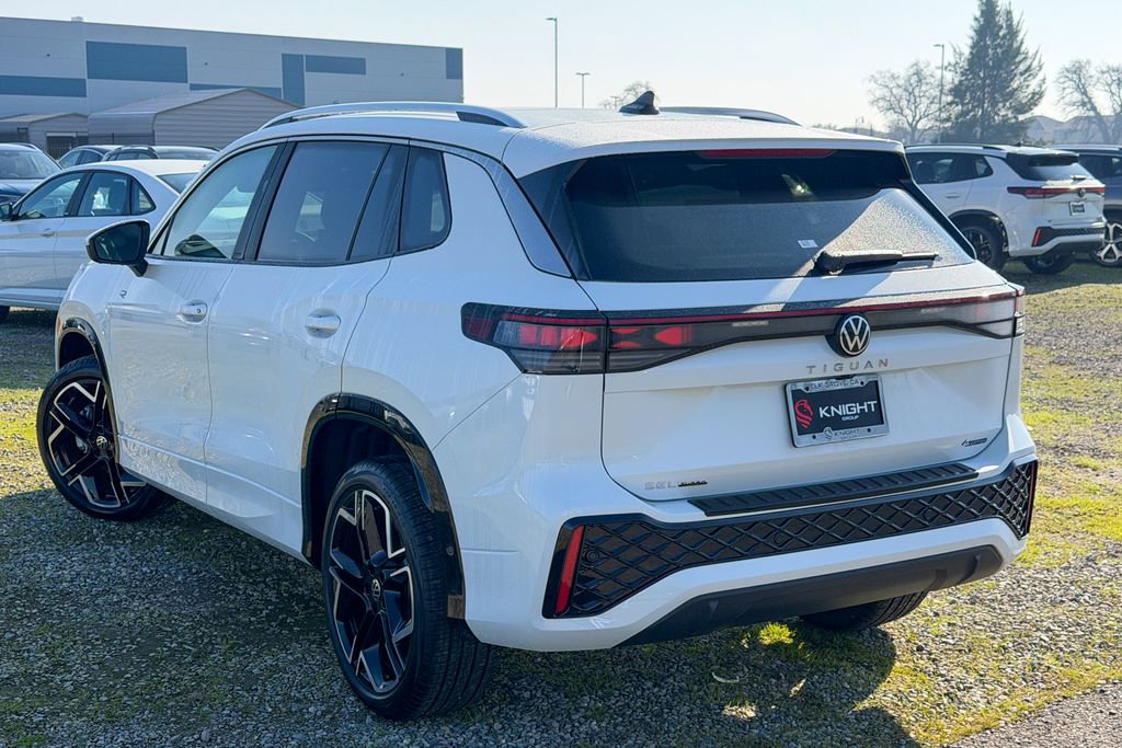 New 2026 Volkswagen Tiguan SEL R-Line image 10