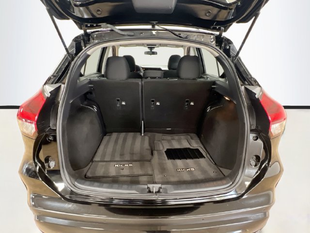 Used 2023 Nissan Kicks SV w/ Exterior Package FWD image 24