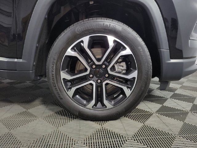 Used 2023 Jeep Compass Limited AWD/4WD image 11