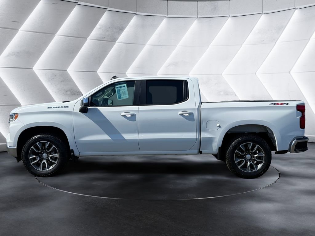 Certified 2022 Chevrolet Silverado 1500 LT AWD/4WD image 2