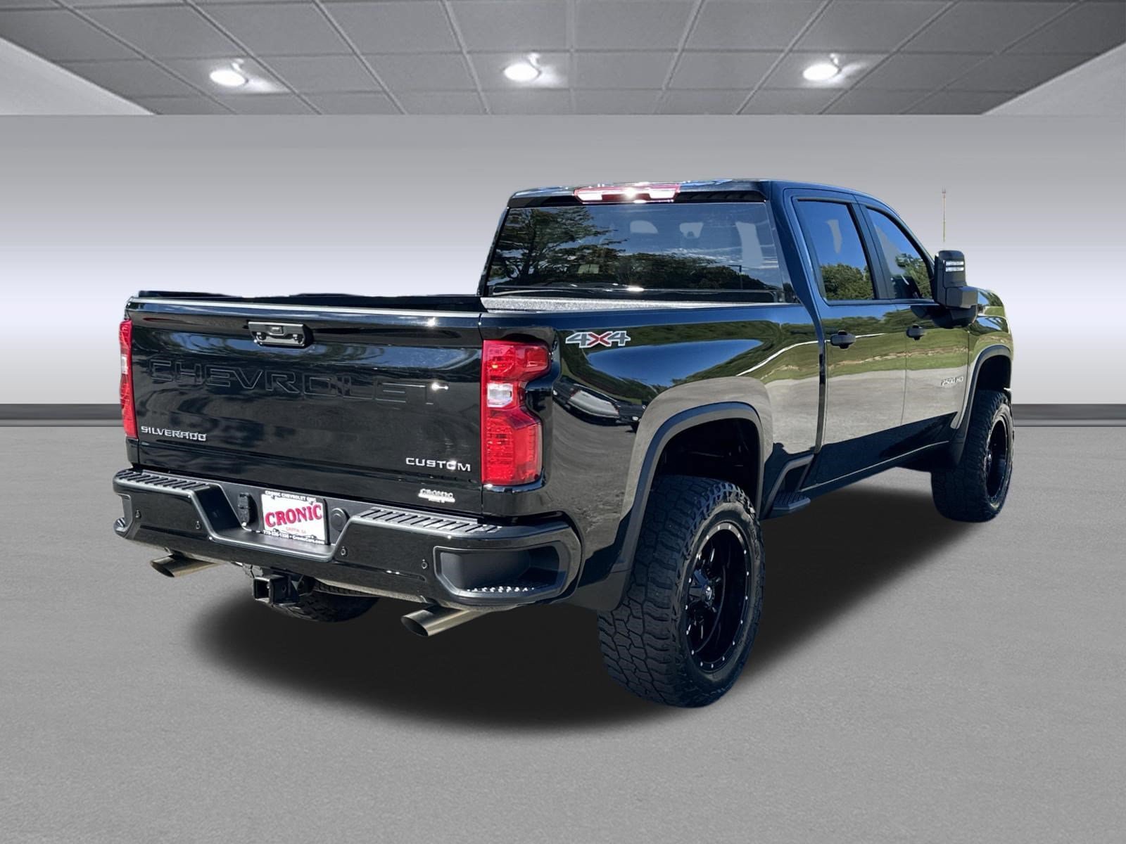 Used 2026 Chevrolet Silverado 2500 Custom w/ Custom Value Package AWD/4WD image 3