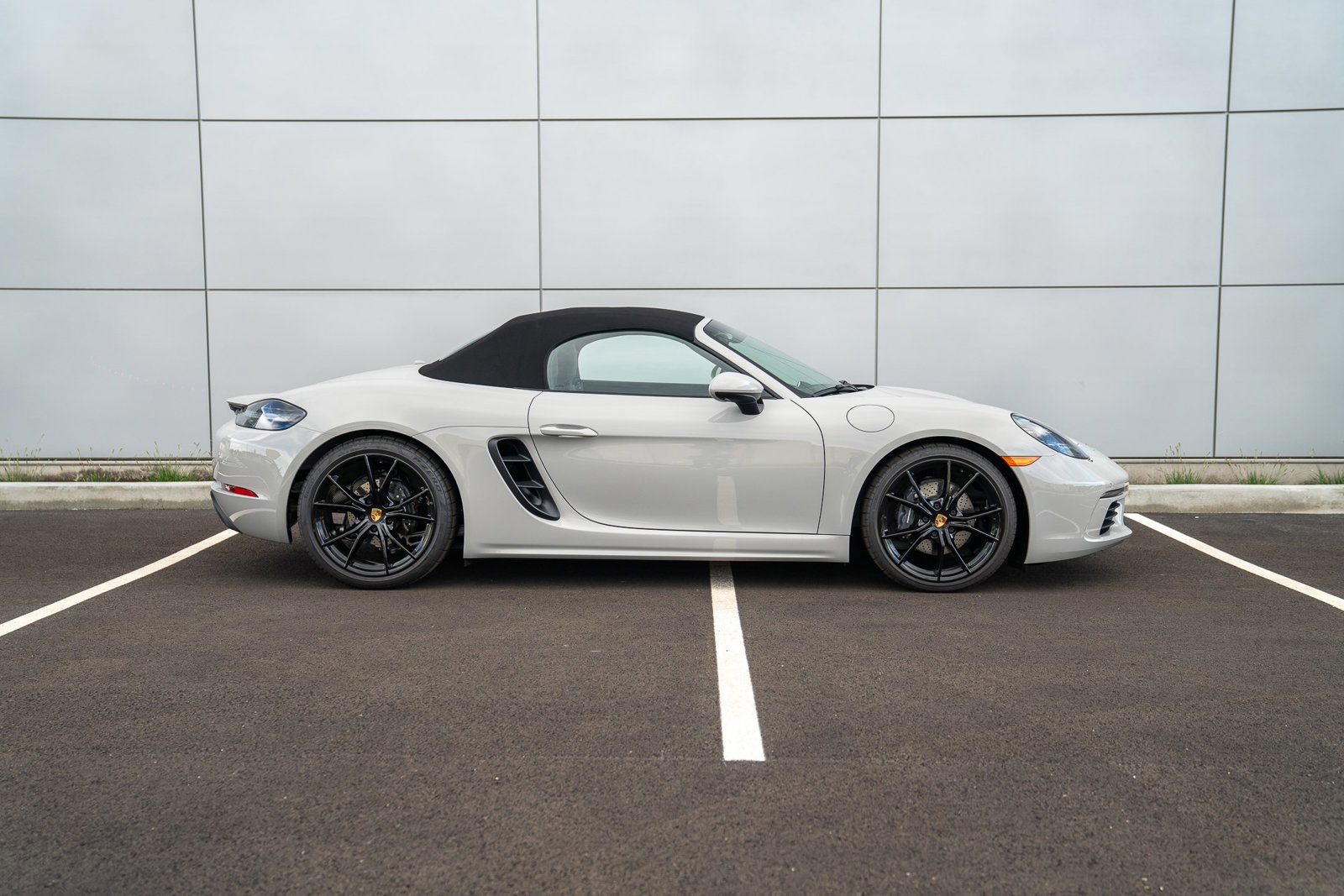 New 2025 Porsche 718 Boxster image 7