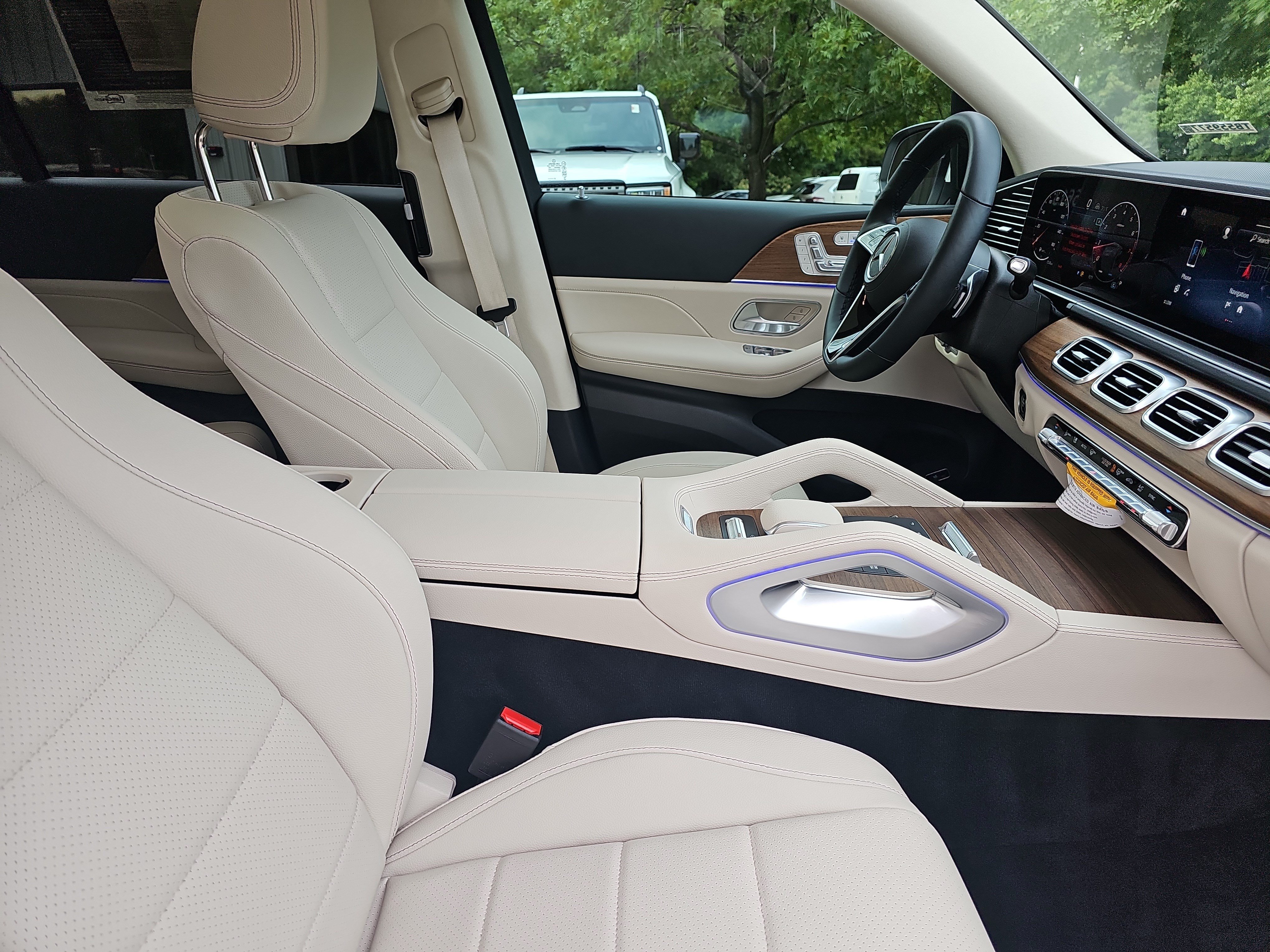 Certified 2026 Mercedes-Benz GLS 450 4MATIC image 11
