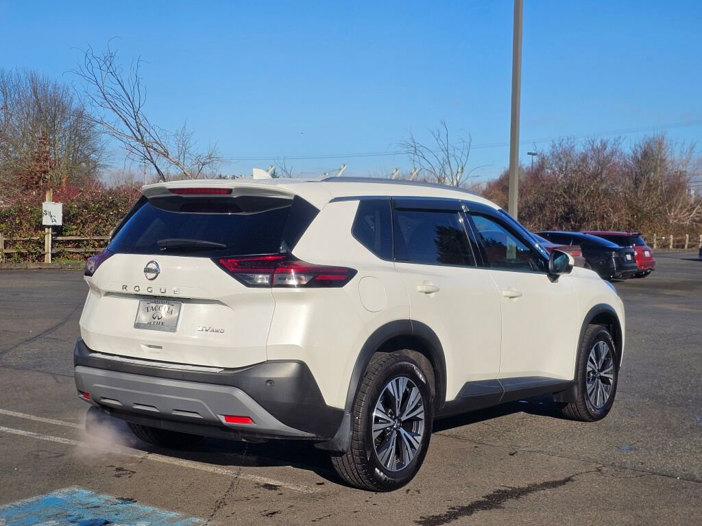 Used 2021 Nissan Rogue SV image 7