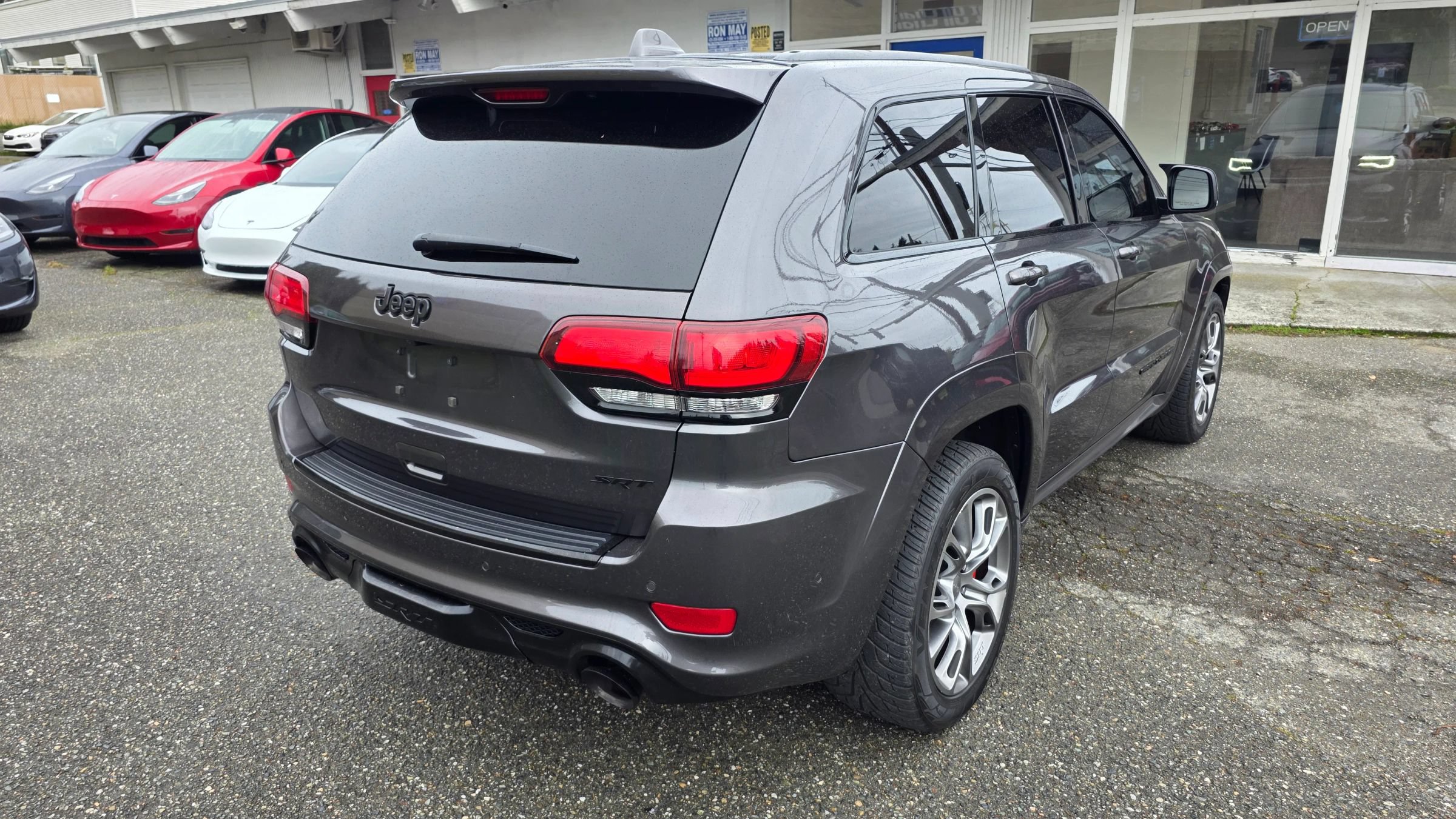 Used 2018 Jeep Grand Cherokee SRT AWD/4WD image 5