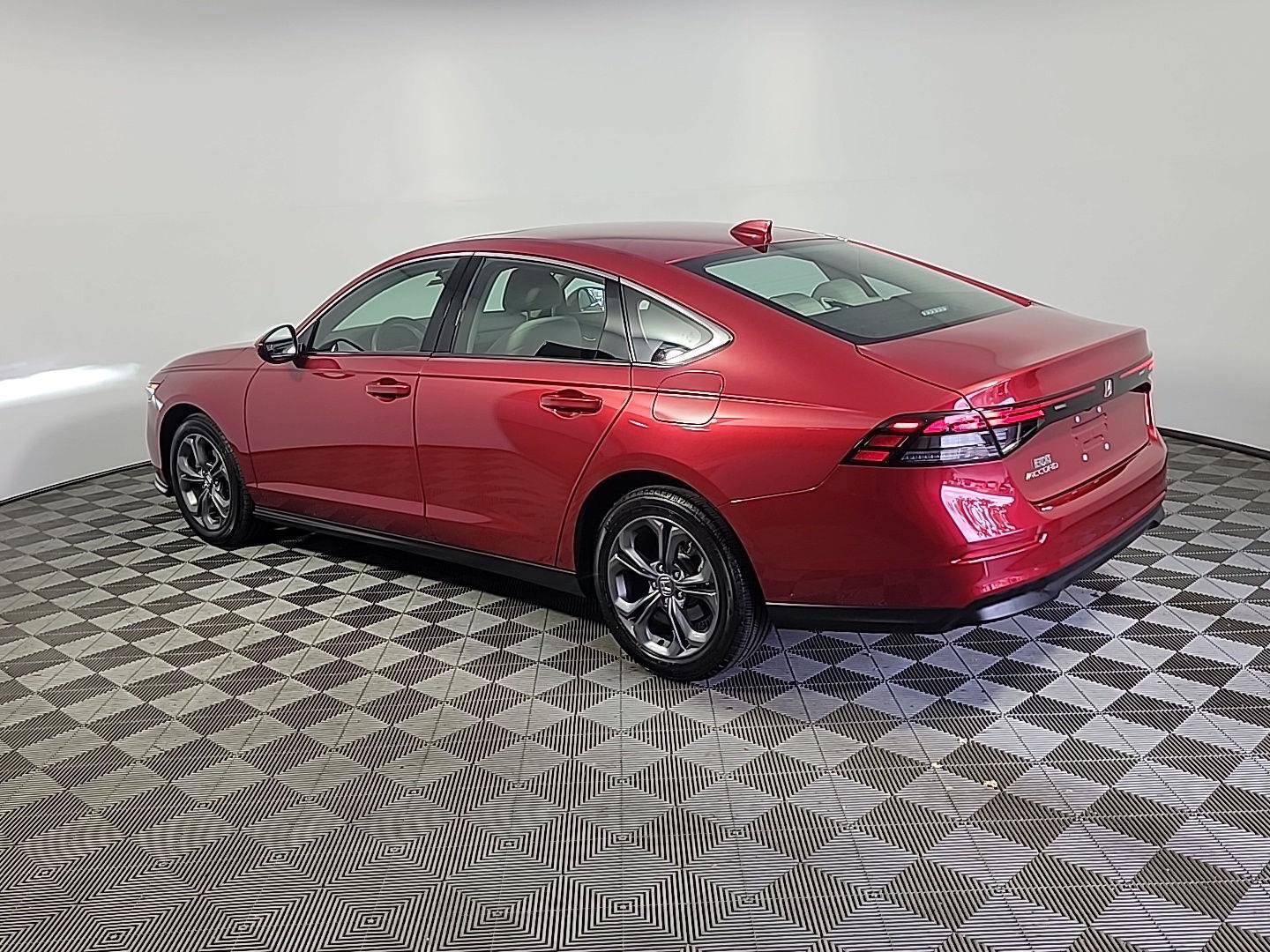 Certified 2024 Honda Accord EX image 8