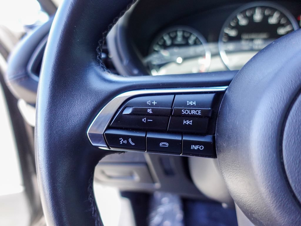Used 2025 MAZDA MAZDA3 s FWD image 13