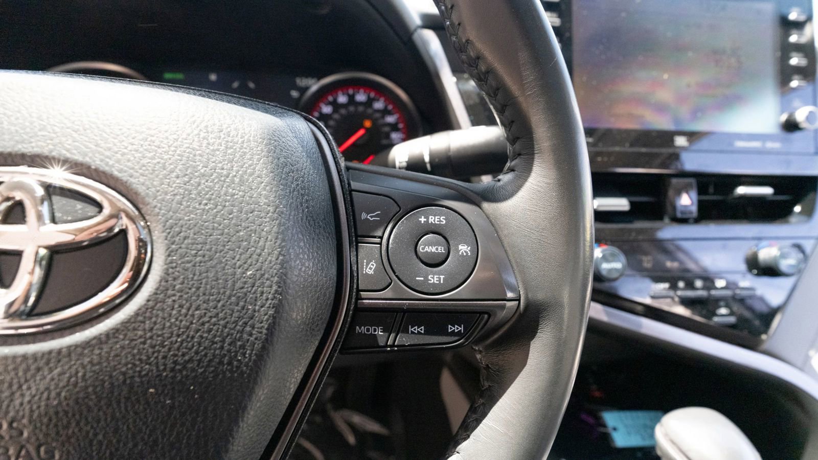 Used 2023 Toyota Camry XSE FWD image 31