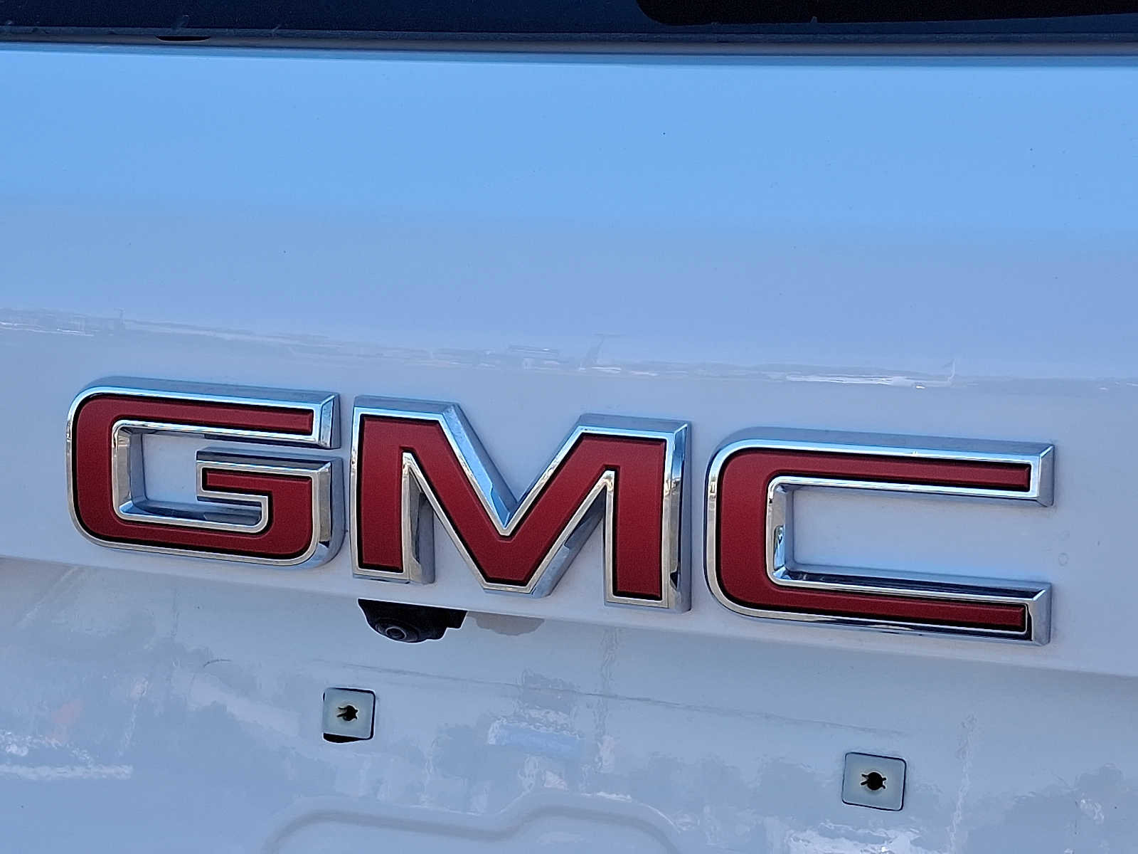 Used 2025 GMC Terrain Elevation image 29