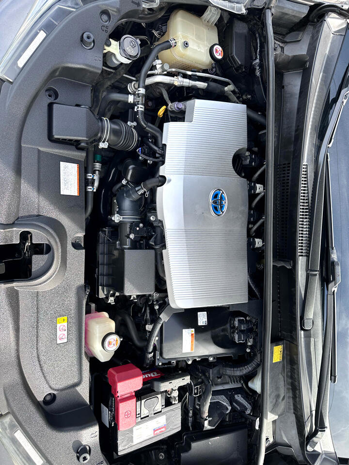 Used 2018 Toyota Prius Two image 38