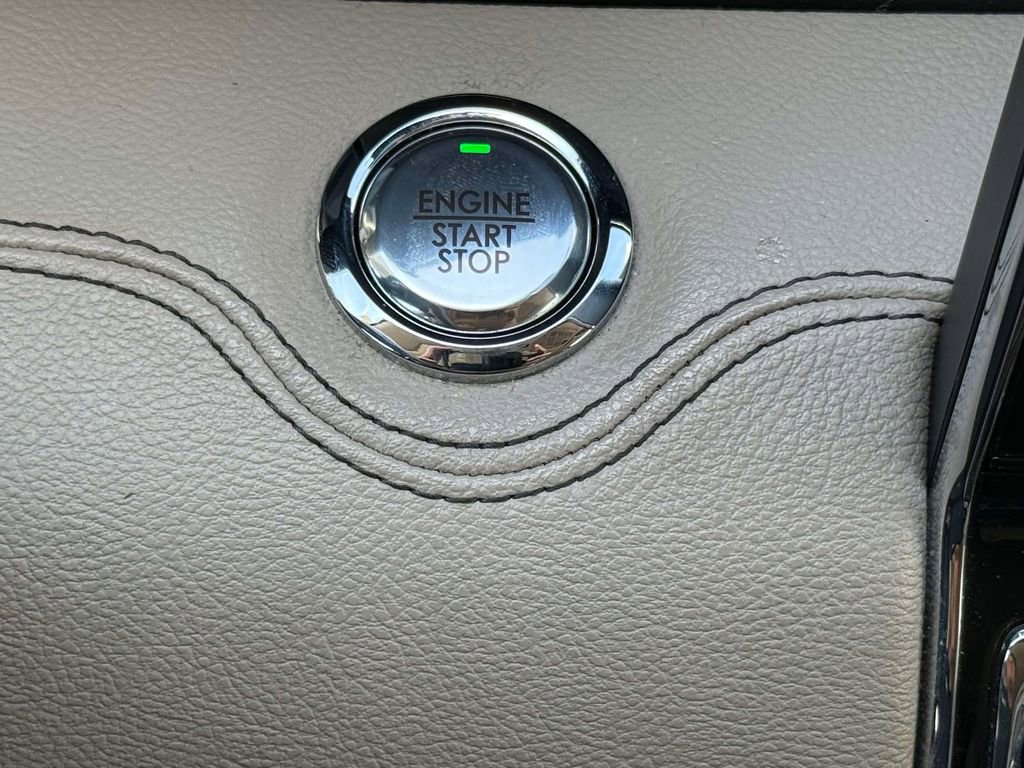 Used 2023 Lincoln Navigator Reserve AWD/4WD image 28