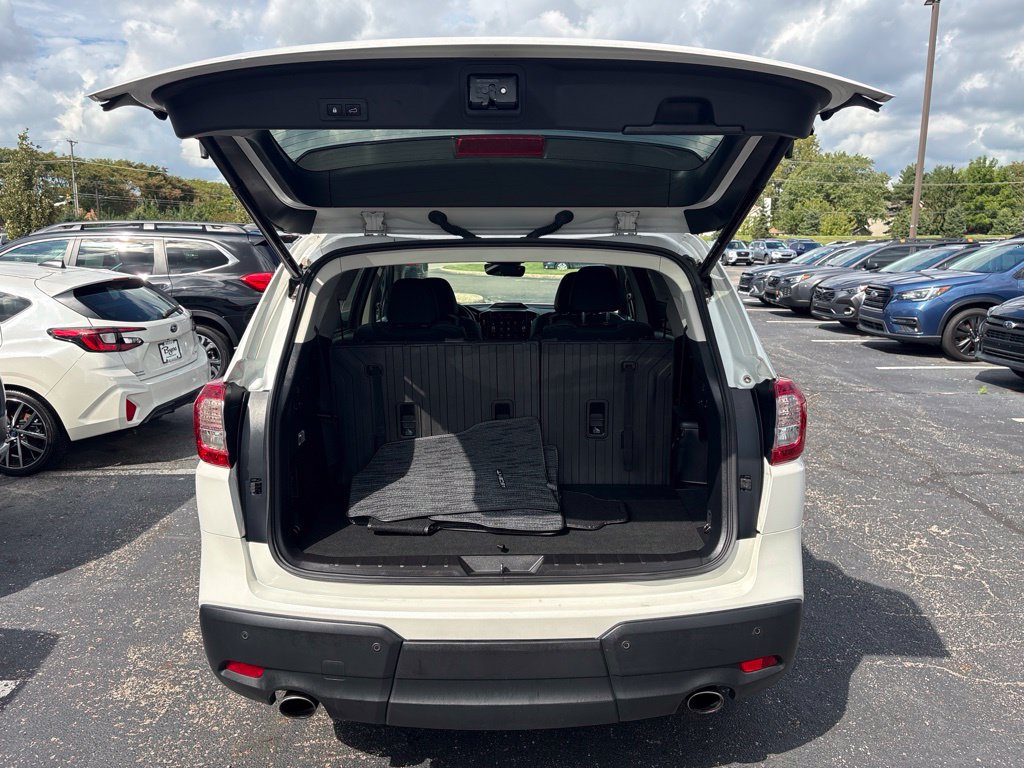 Used 2023 Subaru Ascent Onyx Edition Limited AWD/4WD image 8
