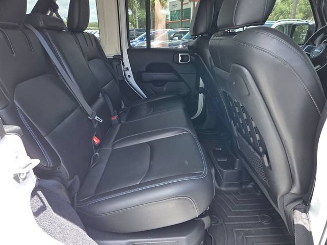Used 2021 Jeep Wrangler Unlimited Rubicon 4xe AWD/4WD image 16
