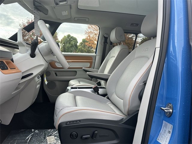 New 2025 Volkswagen ID. Buzz 1st Edition image 12