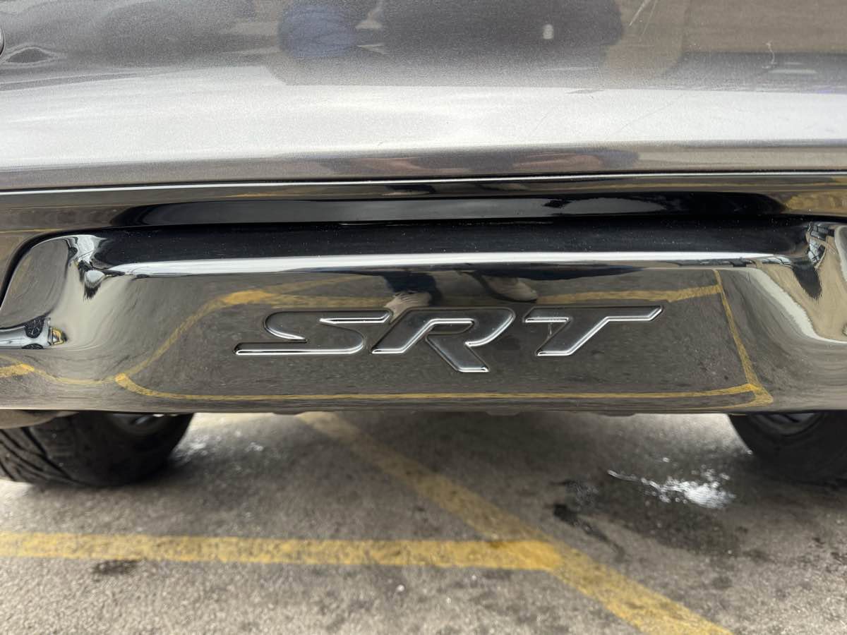 Used 2015 Jeep Grand Cherokee SRT w/ Luxury Group II AWD/4WD image 7