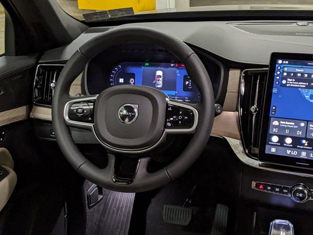 New 2026 Volvo XC90 T8 Plus w/ Protection Package Premier AWD/4WD image 14