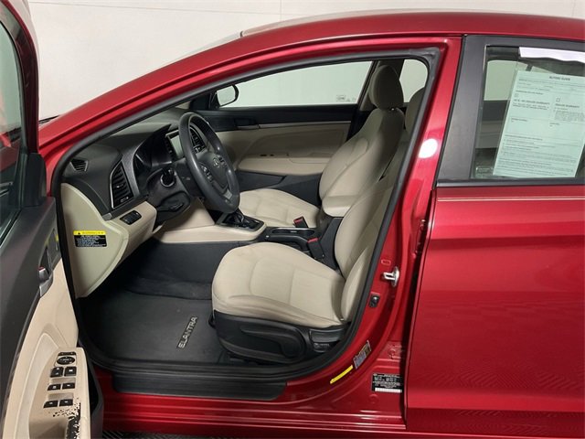 Used 2017 Hyundai Elantra SE image 13